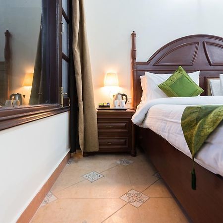 Treebo Trend Royal Mansion Hotell Mussoorie Exteriör bild