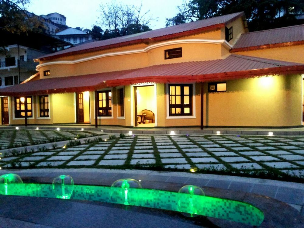 Treebo Trend Royal Mansion Hotell Mussoorie Exteriör bild