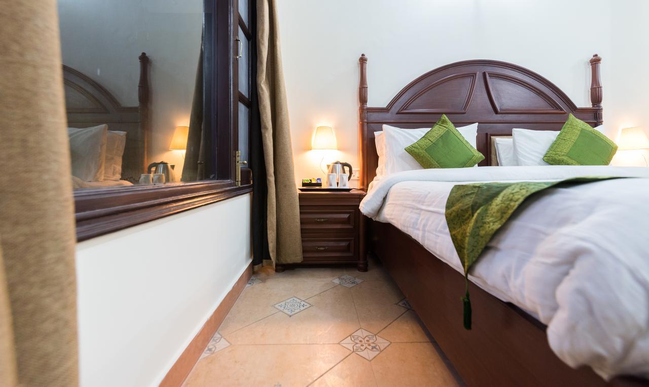 Treebo Trend Royal Mansion Hotell Mussoorie Exteriör bild