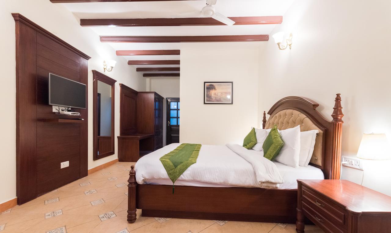 Treebo Trend Royal Mansion Hotell Mussoorie Exteriör bild