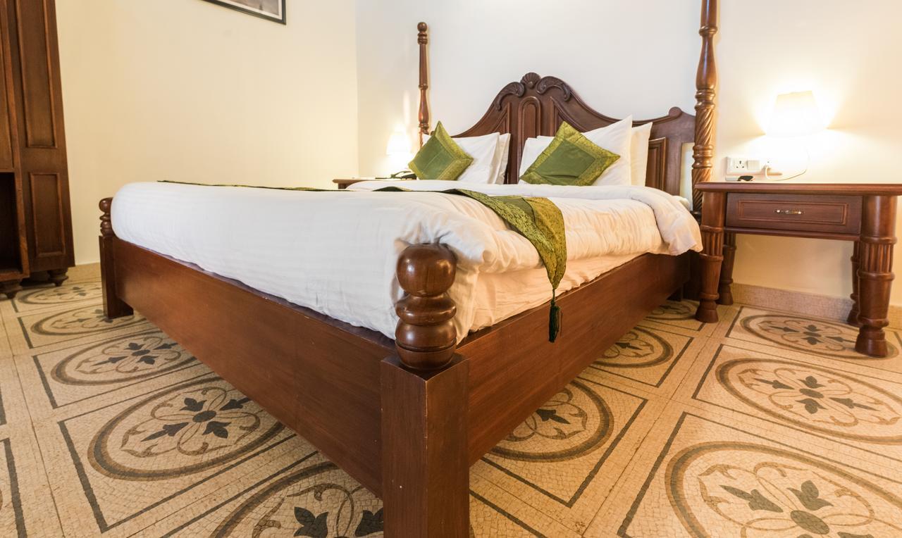 Treebo Trend Royal Mansion Hotell Mussoorie Exteriör bild
